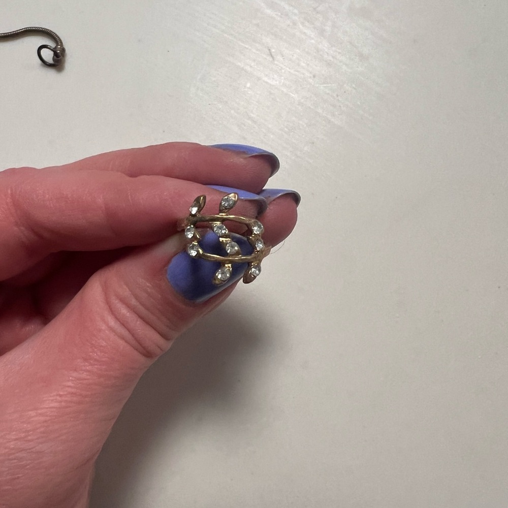 Gold leaf toe ring